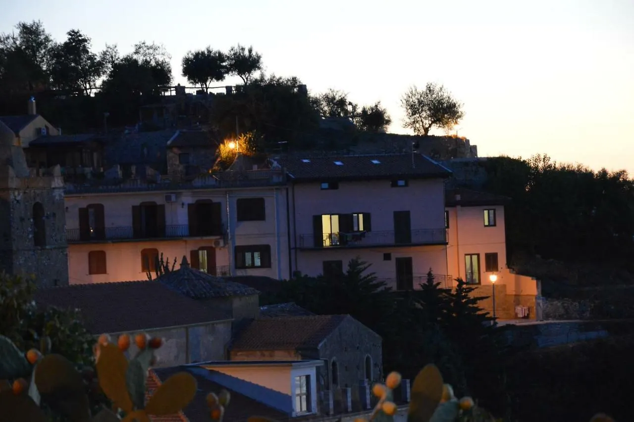 B&B Incantevole Vicolo Piraino 0*,